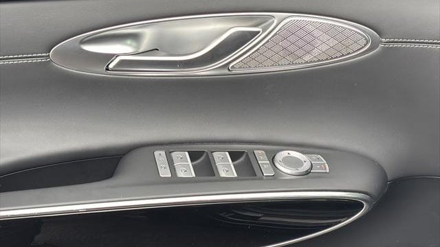 2026 Genesis GV70 2.5T Standard