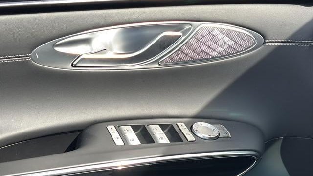 2026 Genesis GV70 2.5T Standard
