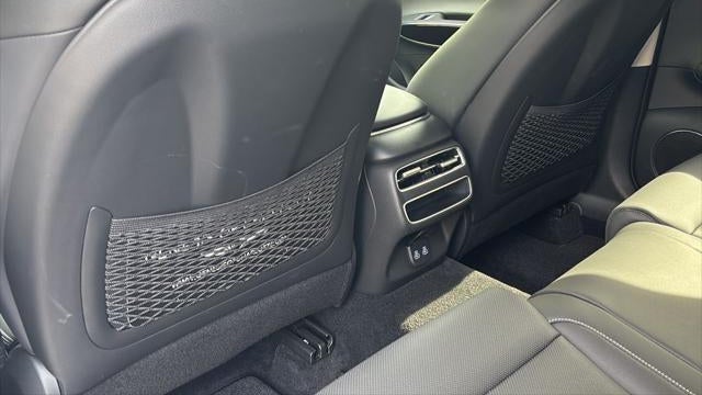 2026 Genesis GV70 2.5T Standard