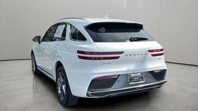 2026 Genesis GV70 2.5T Standard