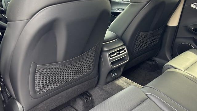 2026 Genesis GV70 2.5T Standard