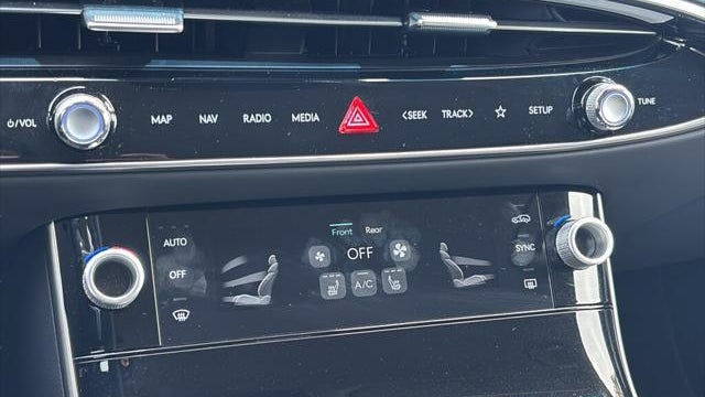2026 Genesis GV70 2.5T Standard