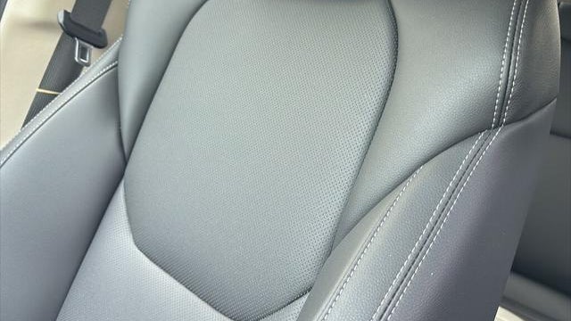 2026 Genesis GV70 2.5T Standard