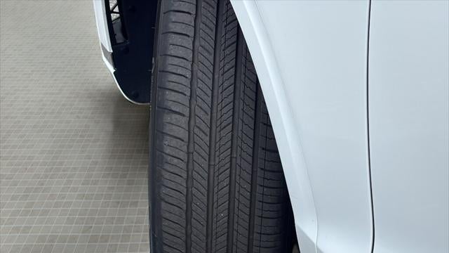 2026 Genesis GV70 2.5T Standard