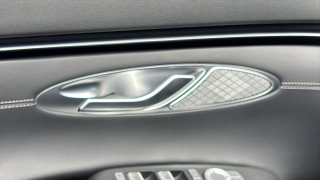 2026 Genesis GV70 2.5T Standard