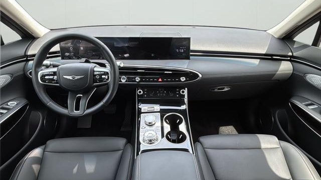 2026 Genesis GV70 2.5T Standard