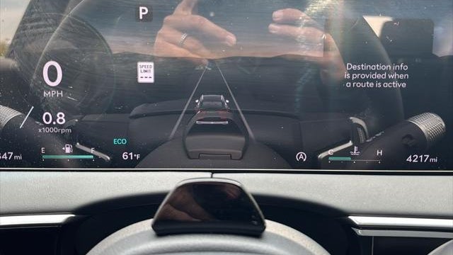 2026 Genesis GV70 2.5T Standard