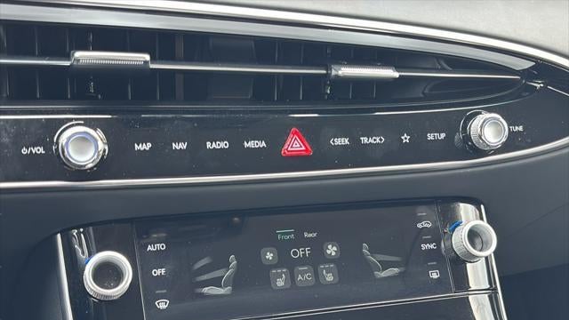 2026 Genesis GV70 2.5T Standard