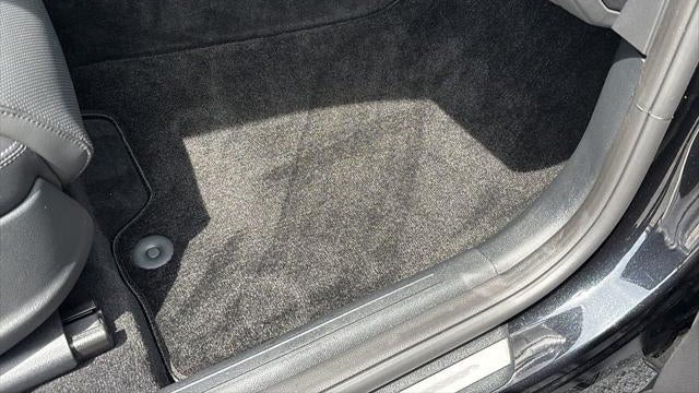 2026 Genesis GV70 2.5T Standard