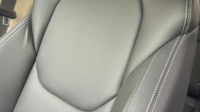 2026 Genesis GV70 2.5T Standard
