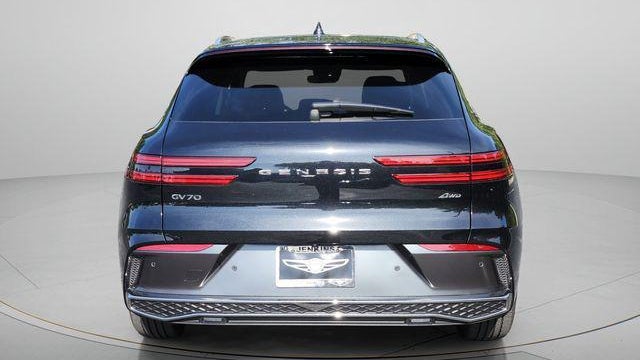 2026 Genesis GV70 2.5T Standard