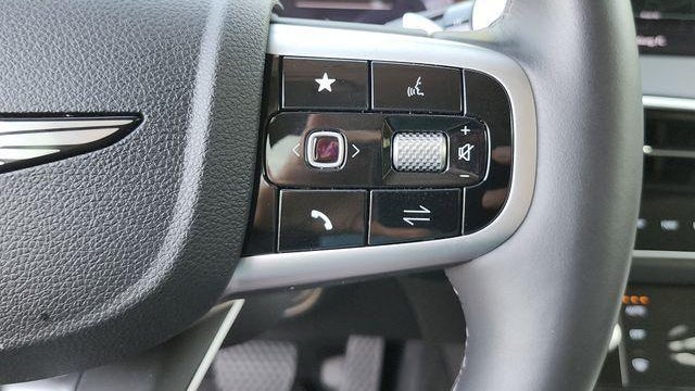 2026 Genesis GV70 2.5T Standard