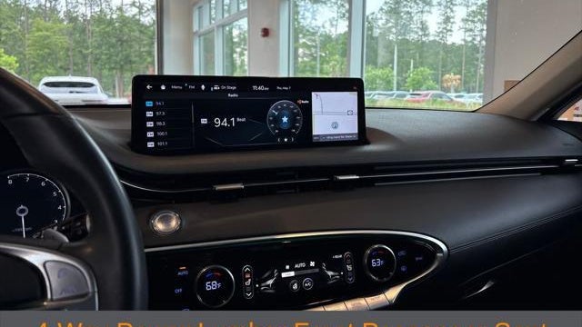 2022 Genesis GV70 2.5T Standard