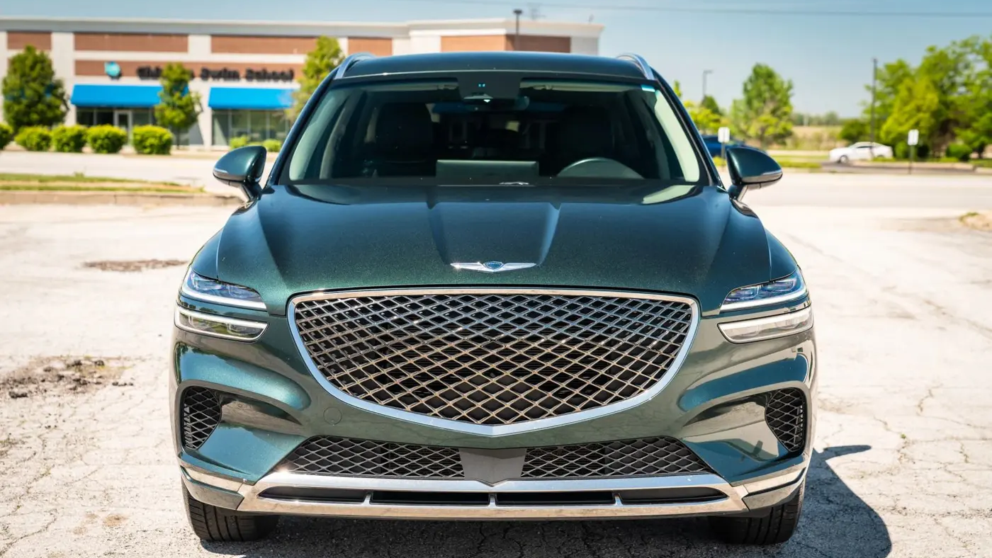 2022 Genesis GV70 2.5T Standard