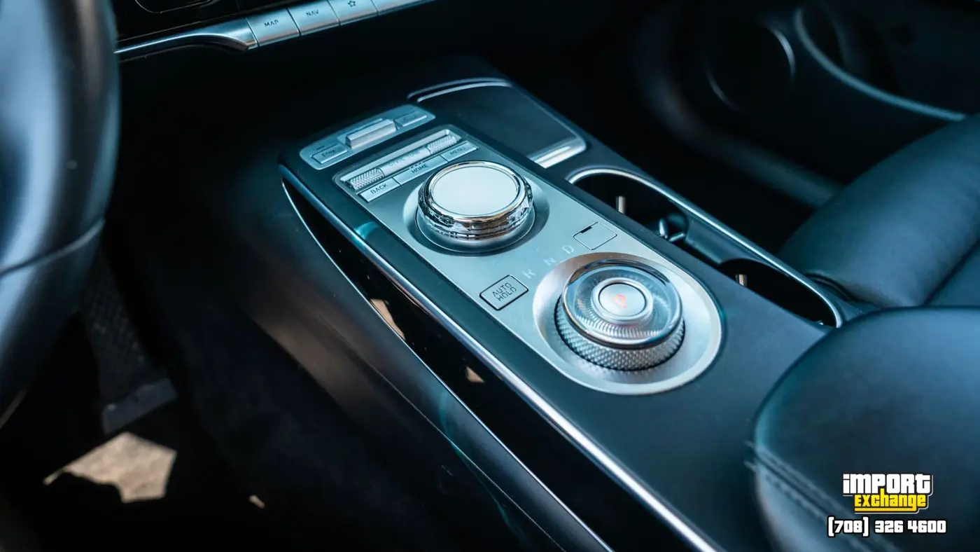 2022 Genesis GV70 2.5T Standard