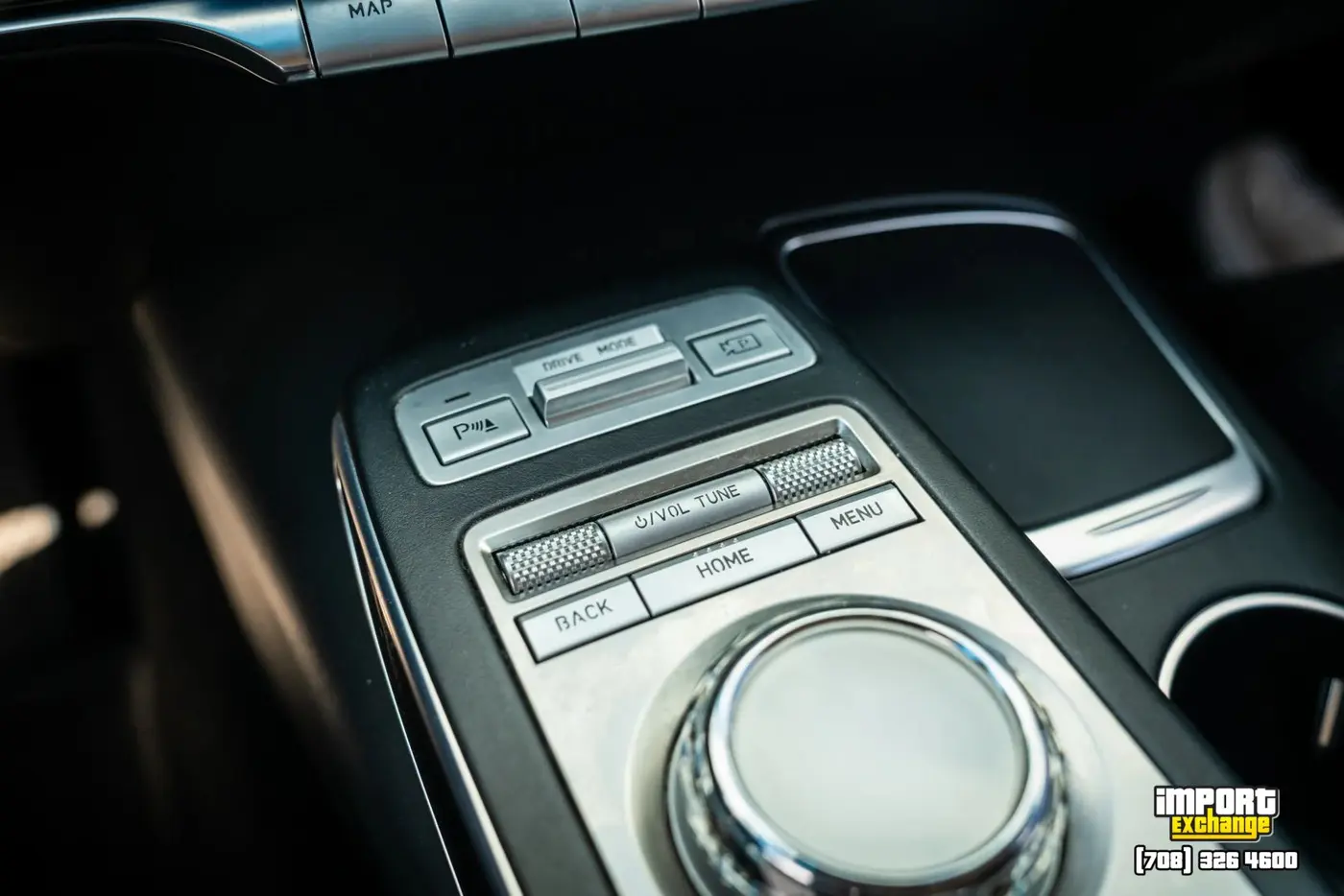 2022 Genesis Gv70