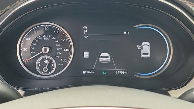 2023 Genesis GV70 2.5T Standard