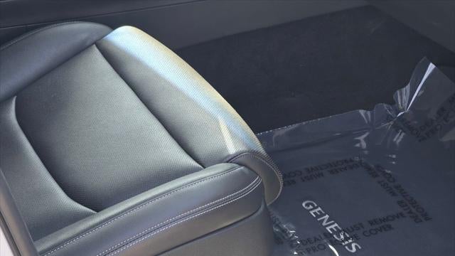 2025 Genesis GV70 2.5T Standard