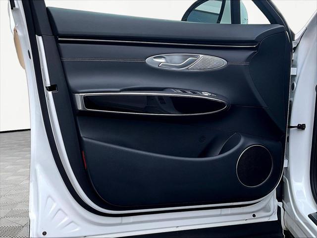 2025 Genesis Gv70 - $31,417