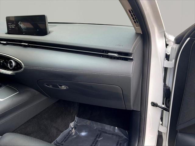 2025 Genesis Gv70 - $31,417