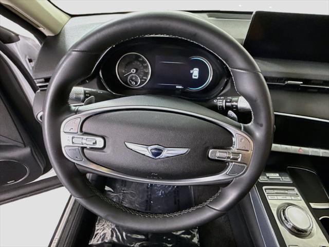 2022 Genesis Gv70 - $29,996