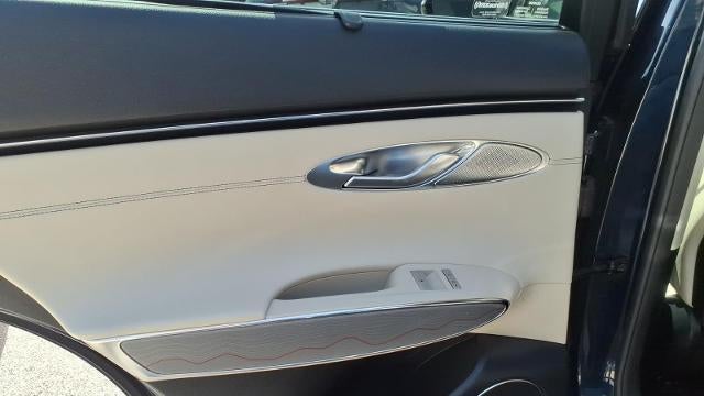 2022 Genesis GV70 2.5T Standard