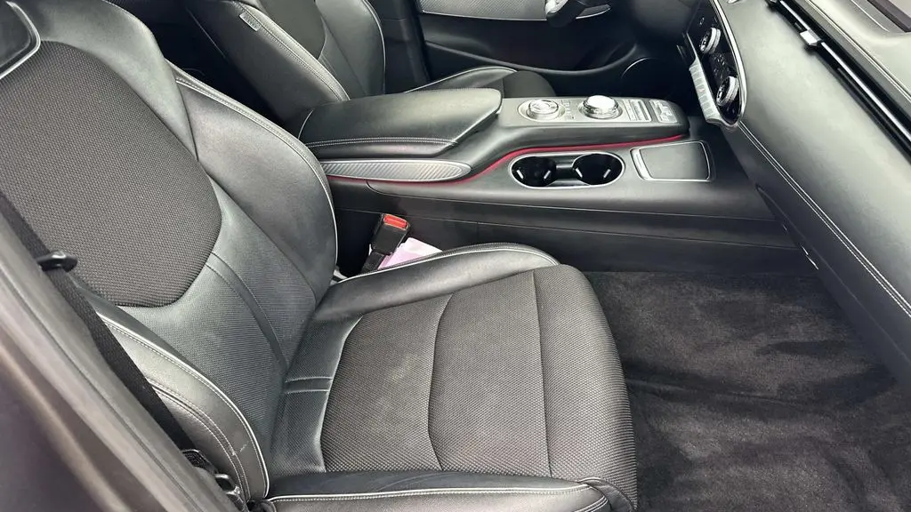 2023 Genesis GV70 2.5T Standard
