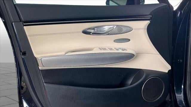 2023 Genesis GV70 2.5T Standard
