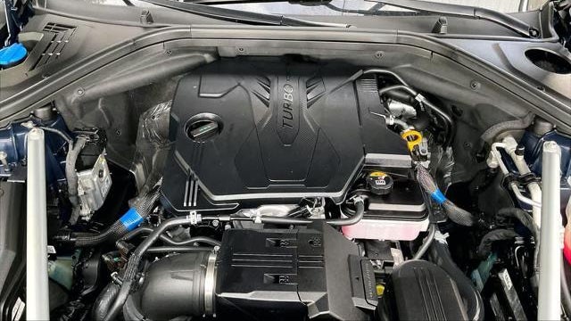 2023 Genesis GV70 2.5T Standard