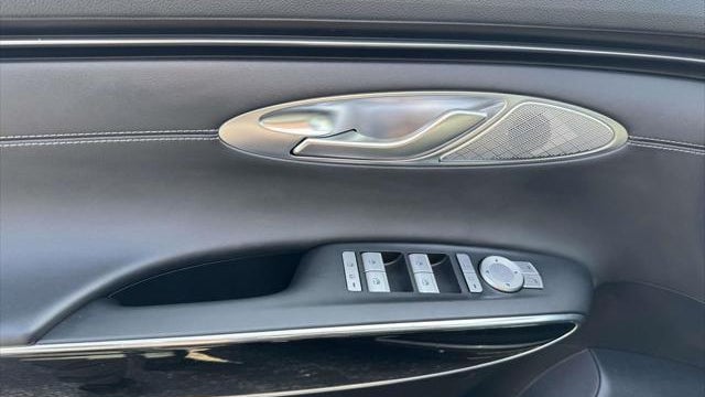 2025 Genesis GV70 2.5T Standard