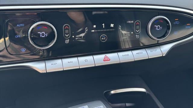 2025 Genesis GV70 2.5T Standard