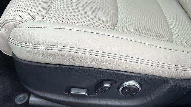 2026 Genesis GV70 2.5T Standard