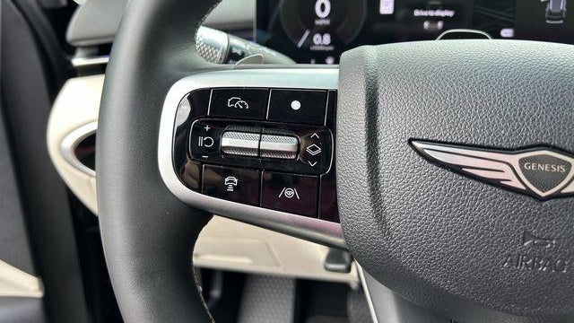 2026 Genesis GV70 2.5T Standard
