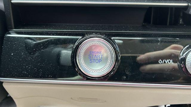 2026 Genesis GV70 2.5T Standard
