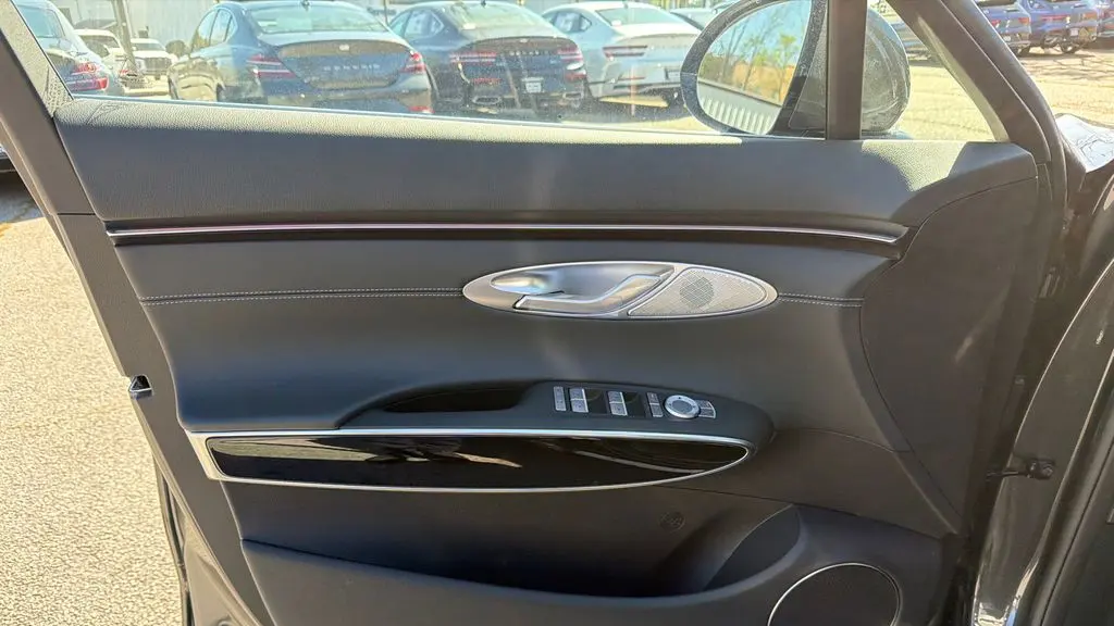 2026 Genesis GV70 2.5T Standard