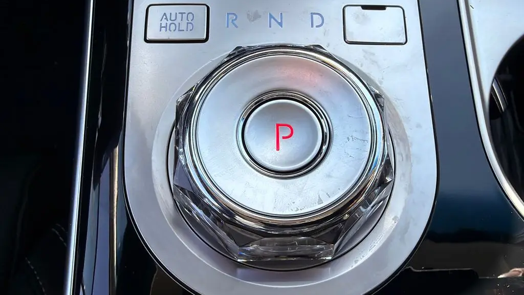 2026 Genesis GV70 2.5T Standard