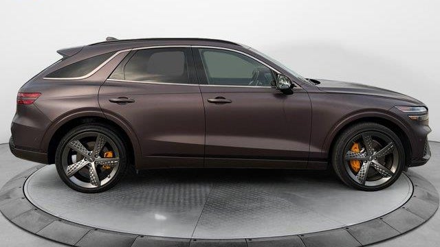 2023 Genesis GV70 2.5T Standard