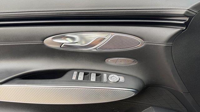 2023 Genesis GV70 2.5T Standard