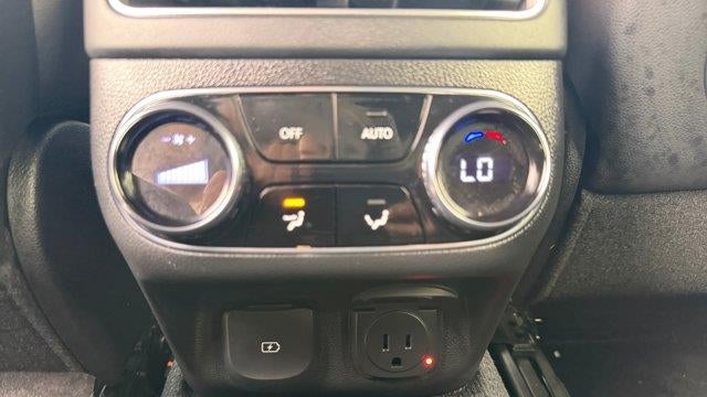 2023 Genesis GV70 2.5T Standard