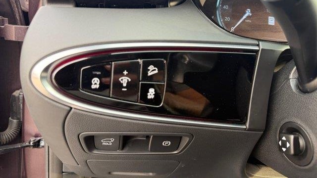 2023 Genesis GV70 2.5T Standard