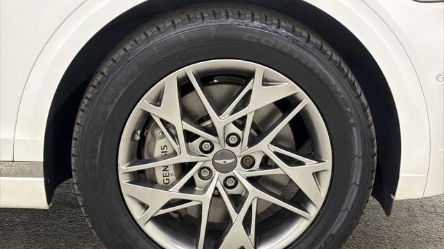 2023 Genesis GV70 2.5T Standard
