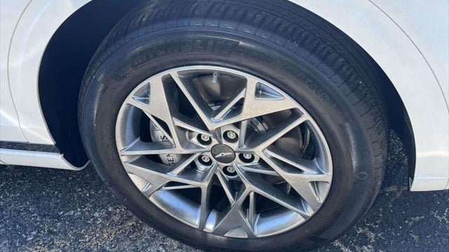2023 Genesis GV70 2.5T Standard