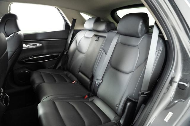 2025 Genesis Gv70 - $30,000