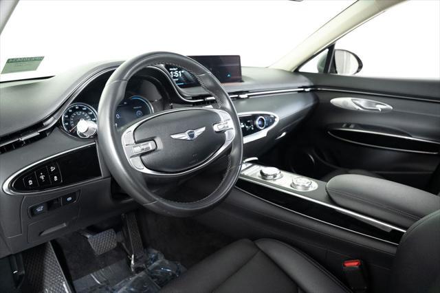 2025 Genesis Gv70 - $30,000