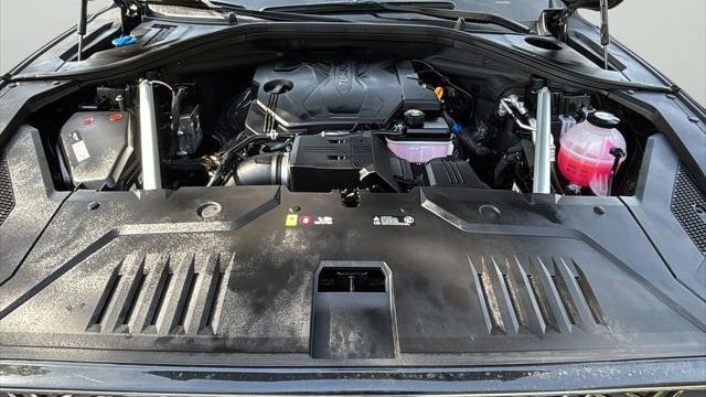 2026 Genesis GV70 2.5T Standard