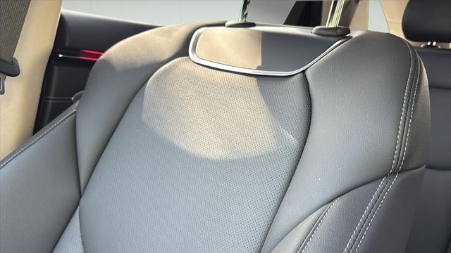 2026 Genesis GV70 2.5T Standard