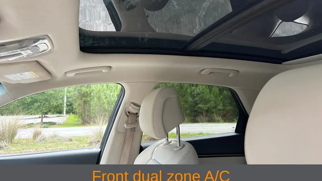 2022 Genesis GV70 2.5T Standard