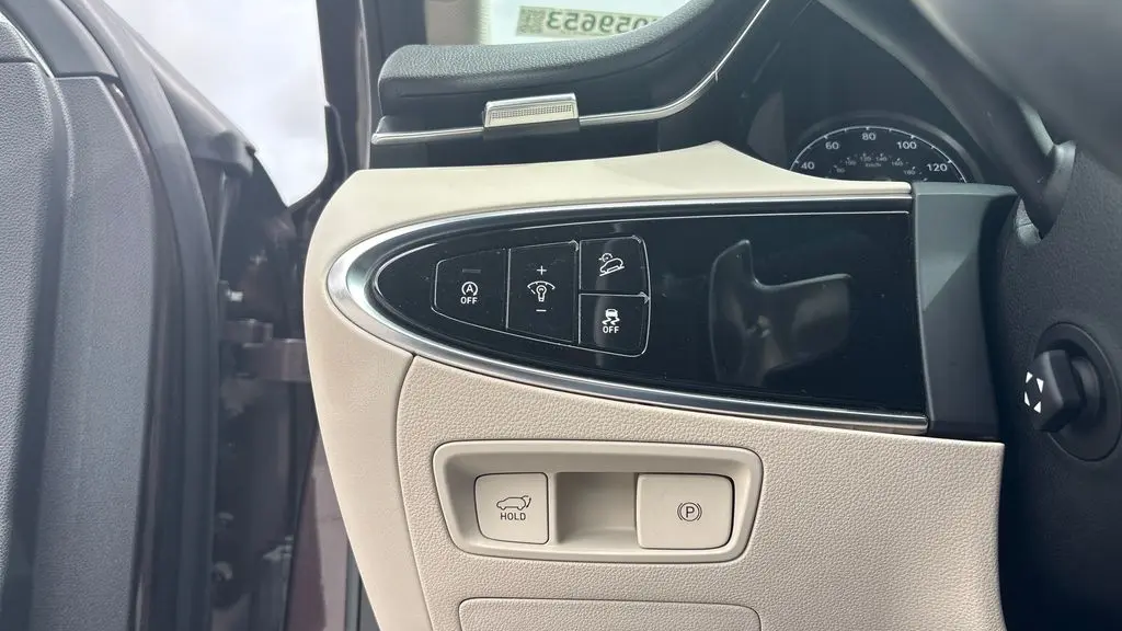 2022 Genesis GV70 2.5T Standard