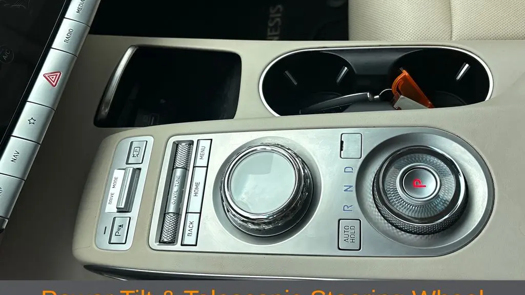 2022 Genesis GV70 2.5T Standard