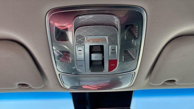 2022 Genesis GV70 2.5T Standard